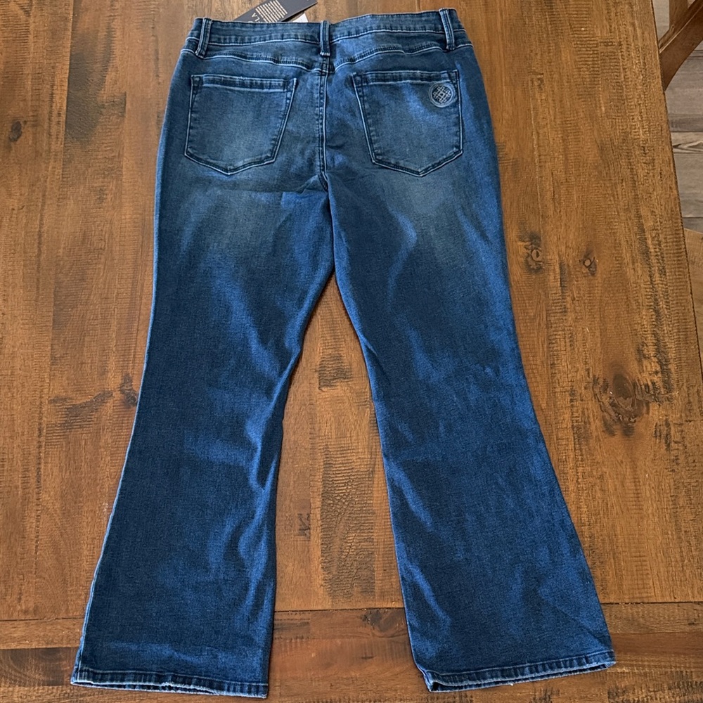 Laurie Felt Dark Blue Flare Jeans - Picture 3 of 7